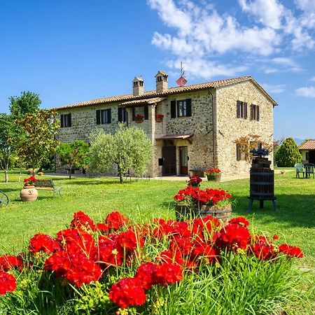 Agriturismo Le Terre Del Casale アッシジ エクステリア 写真